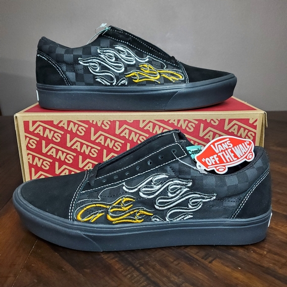 Vans Other - Vans Comfycush Old Skool Ignition Men Size 10